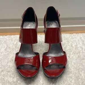 Via Spiga Red Patent Leather High Heels look like Jimmy Choo.